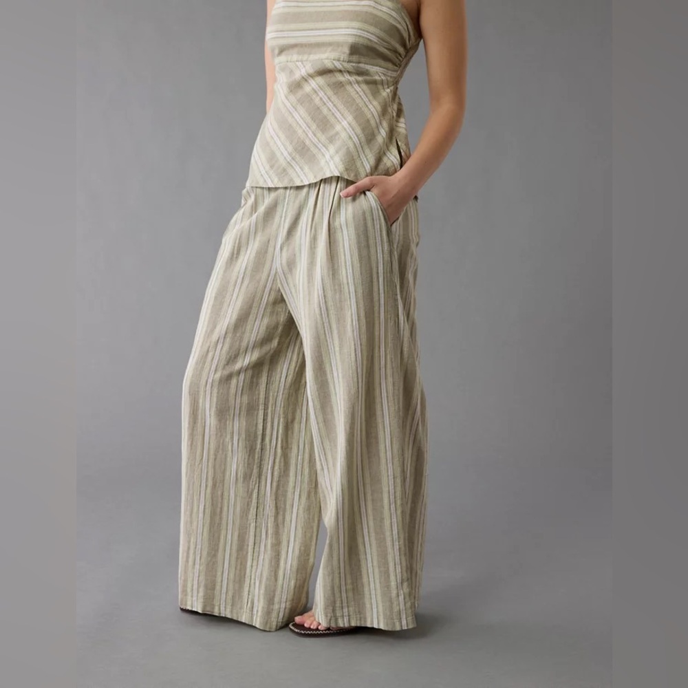 AMERICAN EAGLE | Linen Lightweight High-Waisted Wide Leg Trousers - Picture 3 of 15